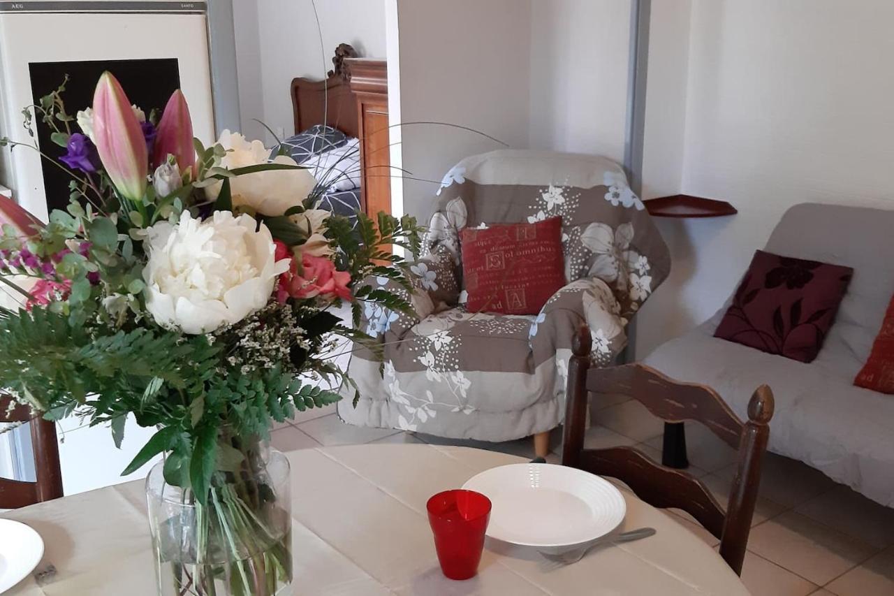 Le Petit Cottage Entre Village Et Mer Trelevern Екстер'єр фото