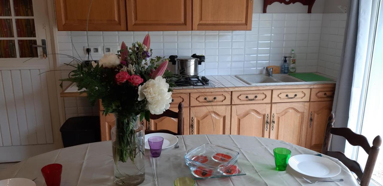 Le Petit Cottage Entre Village Et Mer Trelevern Екстер'єр фото